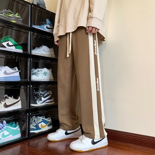 Ležerne sportske hlače za muškarce s printom i pasovima