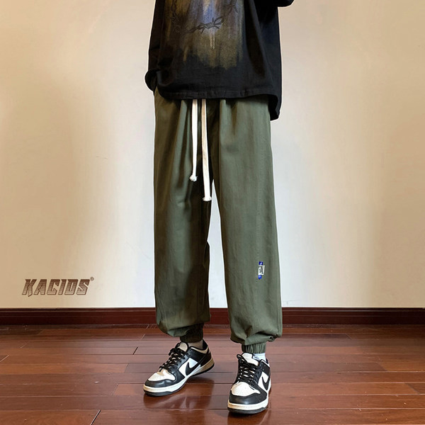 Pantaloni sport barbati cu sireturi - trei culori