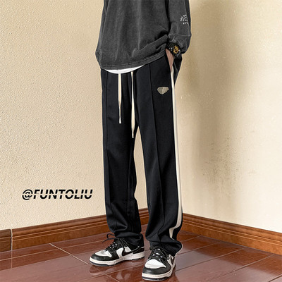 Model nou de pantaloni sport barbati cu margine - culoare neagra