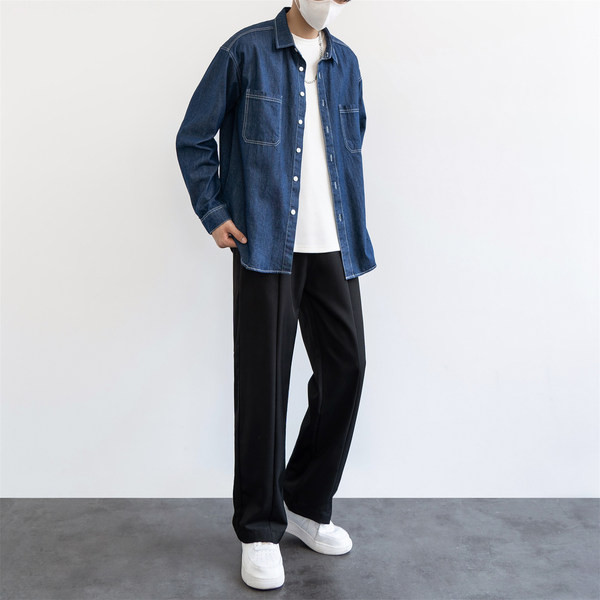 Pánske nohavice rovného strihu s jednofarebnými nohavicami a vreckom