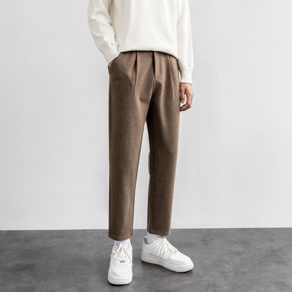 Pantaloni casual barbatesti cu buzunare - culoare maro