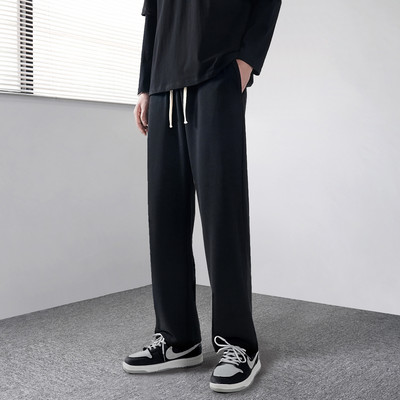 Muške sportske hlače s džepom