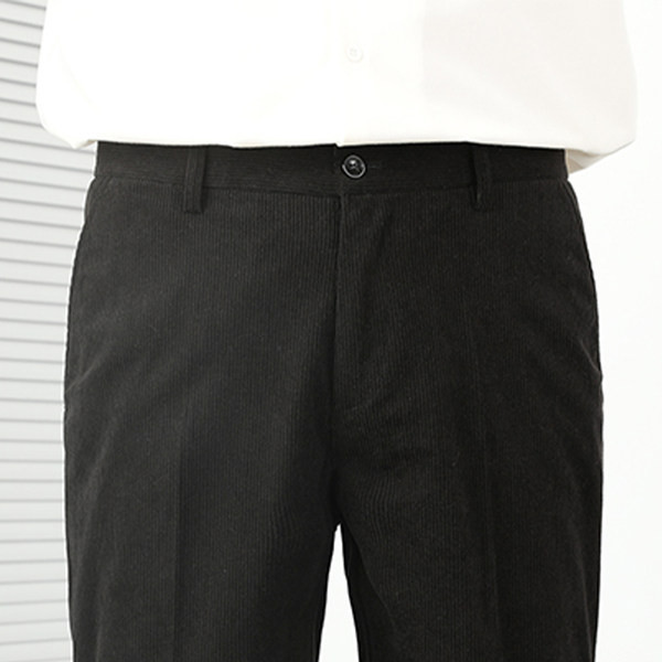 Pantaloni barbati moderni cu buzunar - model drept