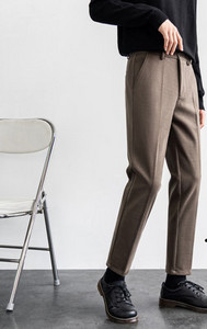 Pantaloni eleganti pentru barbati cu buzunar si fermoar