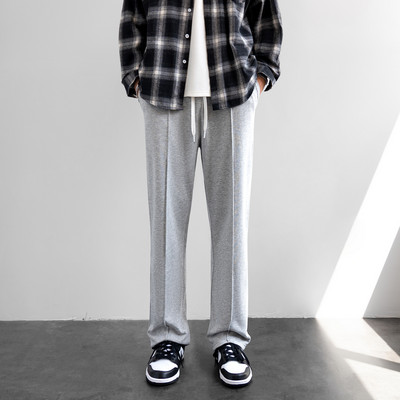 Pantaloni sport cu sireturi