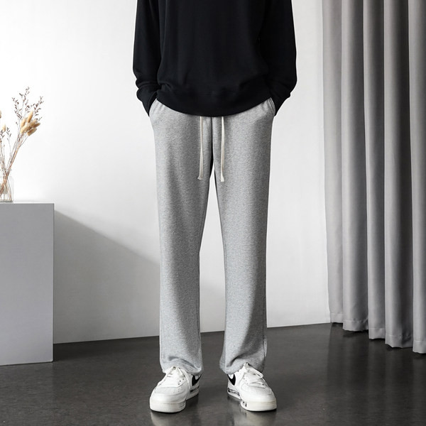 Pantaloni sport pentru bărbați - în trei culori