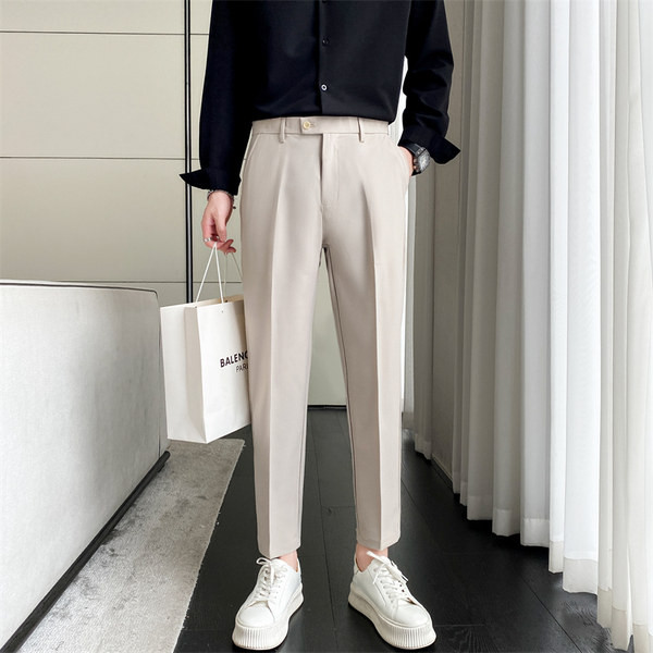 Pantaloni eleganti pentru barbati - cu buzunar