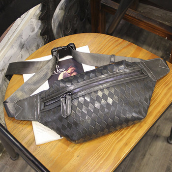 Ανδρική τσάντα χιαστί με 3D εφέ