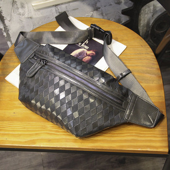 Мъжка чанта за кръст с 3D-ефект
