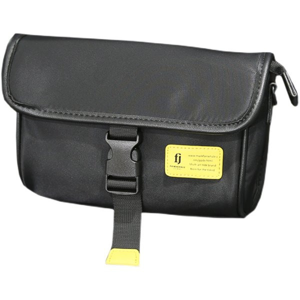 Malá textilná taška cez rameno s plastovou sponou