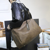 Denná kabelka z eko kože s dlhým uchom a nápisom