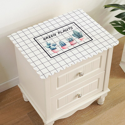 1 kus krytu na mikrovlnnú rúru, handrička na prach, univerzálny umývateľný kryt na rúru a chladničku