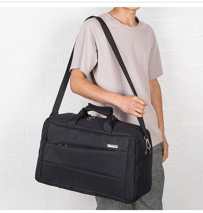 Pánska textilná športová taška vhodná na každodenné nosenie