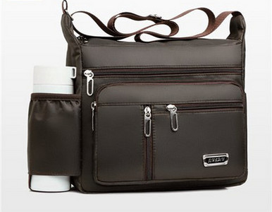 Textilná taška s veľkou kapacitou a niekoľkými priehradkami