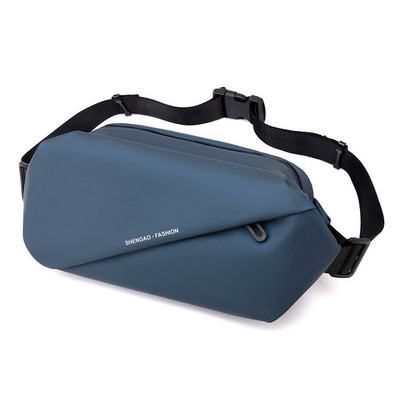 Malá textilná taška so zipsom okolo pása