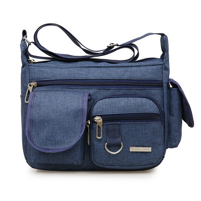 Geanta barbati din material textil cu buzunare exterioare