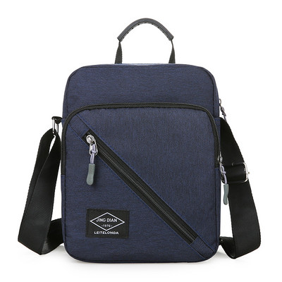 Pánska textilná štvorcová taška s logom a dlhou rukoväťou