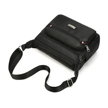Ανδρική τσάντα υφασμάτινη με εξωτερική τσέπη