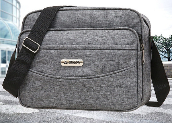 Geanta barbati din panza cu element metalic