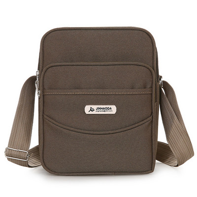 Textilná pánska taška s kovovým prvkom