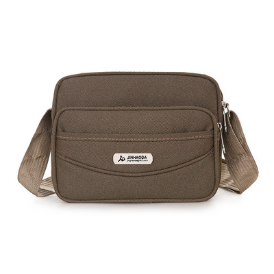 Textilná pánska taška s kovovým prvkom