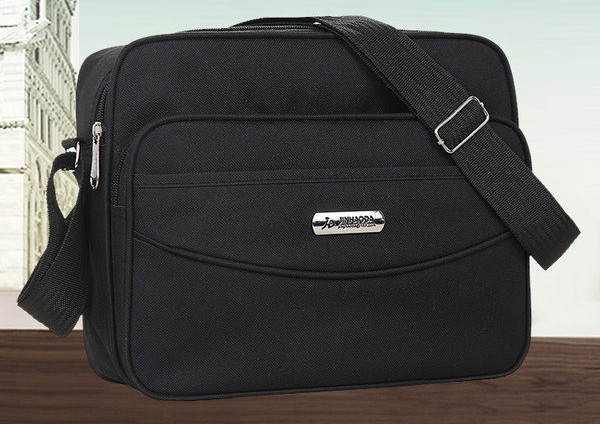 Textilná pánska taška s kovovým prvkom