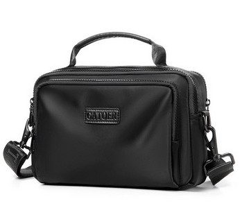 Viacpriestorová ležérna pánska taška