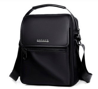 Naujo modelio vyriška odinė rankinė ant pečių