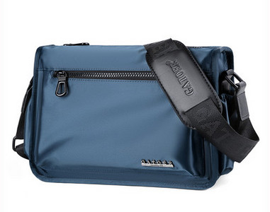 Pánska textilná taška cez rameno - čierno-modrá farba