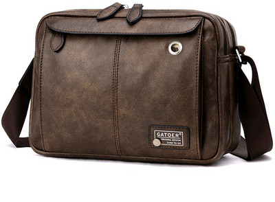 Nový model pánskej tašky cez rameno z eko kože