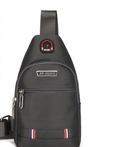 Нов модел мъжка чанта с няколко отделения за рамо