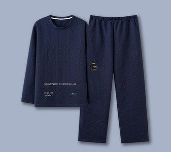 Muška dvodijelna pidžama s vezom