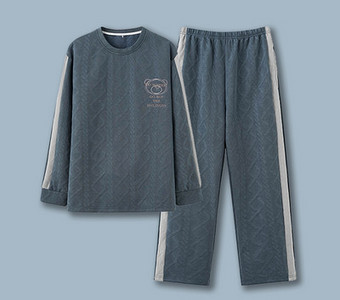 Muška dvodijelna pidžama s vezom