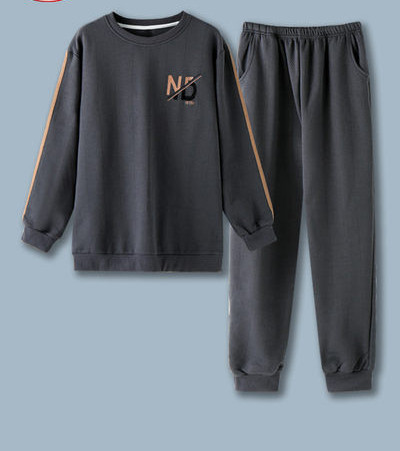 Muška dvodijelna pidžama s vezom