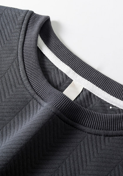 Muška dvodijelna pidžama s vezom