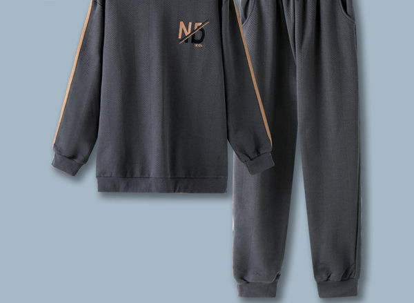 Muška dvodijelna pidžama s vezom