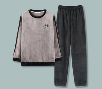 Muška plišana pidžama s vezom