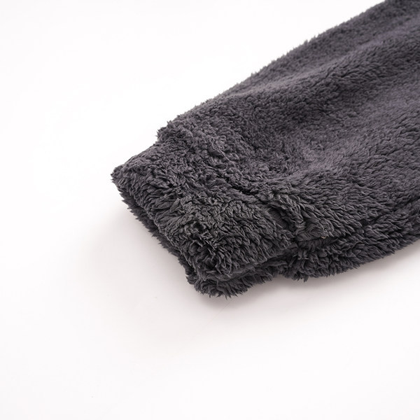 Muška plišana pidžama s vezom