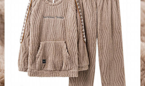 Pijama bărbătească din două piese cu decolteu oval