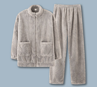 Pijamale bărbătești de pluș - cu broderie