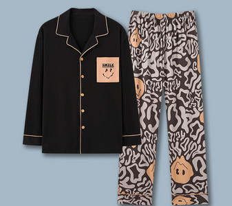 Pijamale de toamnă pentru bărbați cu buzunar și guler