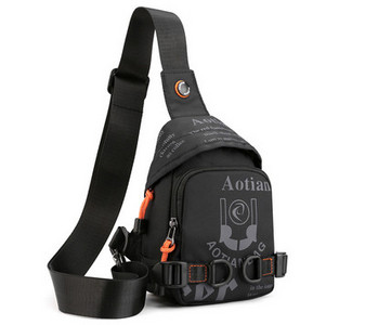 Textilná pánska taška s 3D prvkom