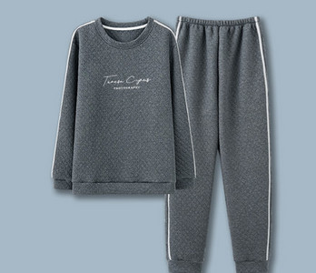 Pijamale casual barbatesti cu broderie