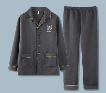 Vyriška languota pižama su klasikine apykakle ir kišene