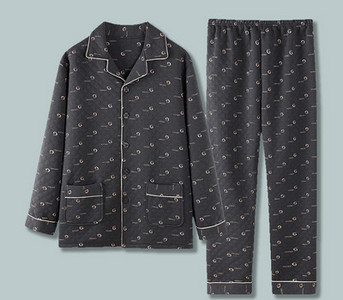 Vyriška languota pižama su klasikine apykakle ir kišene