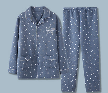 Vyriška languota pižama su klasikine apykakle ir kišene