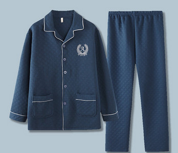 Vyriška languota pižama su klasikine apykakle ir kišene