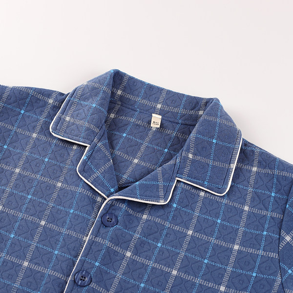 Vyriška languota pižama su klasikine apykakle ir kišene