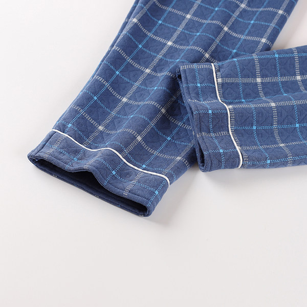 Vyriška languota pižama su klasikine apykakle ir kišene