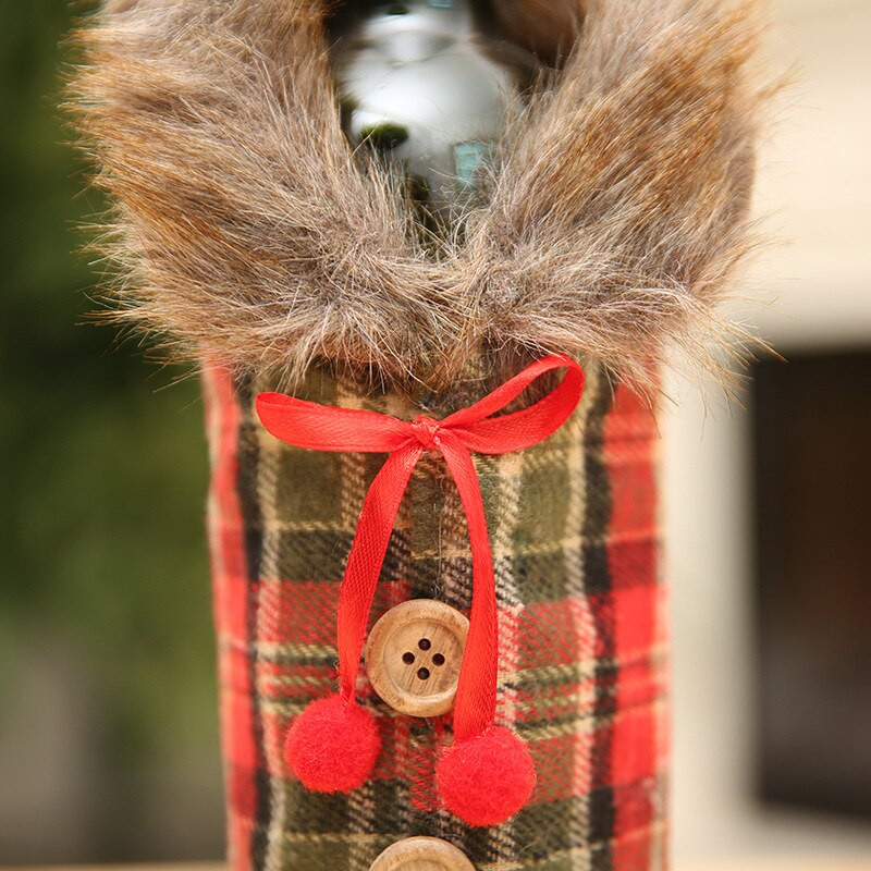 VIANOČNÉ DEKORÁCIE SADY TAŠIEK NA ÚLOŽNÉ FĽAŠE ČERVENÉHO VÍNA RUČNE VYROBENÉ PLETENÉ OBALY NA FĽAŠE DEKORÁCIE NA DOMÁCU HOSTINU SLÁVNOSTNÝ STÔL